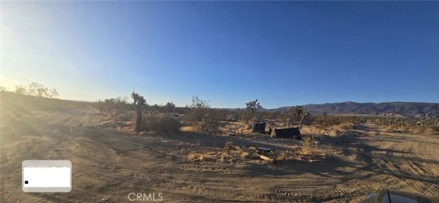 26000 Avenue W, Llano, CA 93544