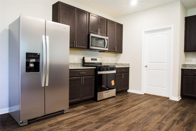 17624 Cedar Crest Drive, Conroe, TX 77306