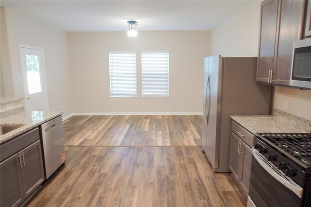 17624 Cedar Crest Drive, Conroe, TX 77306