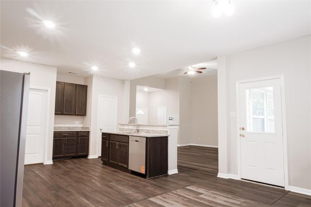 17624 Cedar Crest Drive, Conroe, TX 77306