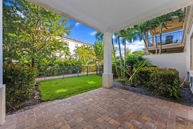 180 Sword Fern Place, Wellington, FL 33414