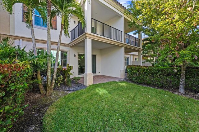 180 Sword Fern Place, Wellington, FL 33414