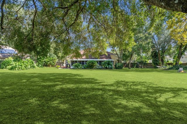 1714 SWEETWATER WEST CIRCLE, Apopka, FL 32712