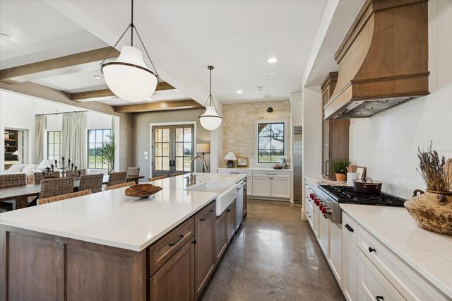 5655 Brazos Bow Way, Washington, TX 77880