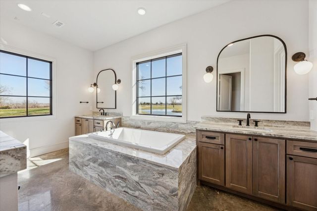 5655 Brazos Bow Way, Washington, TX 77880