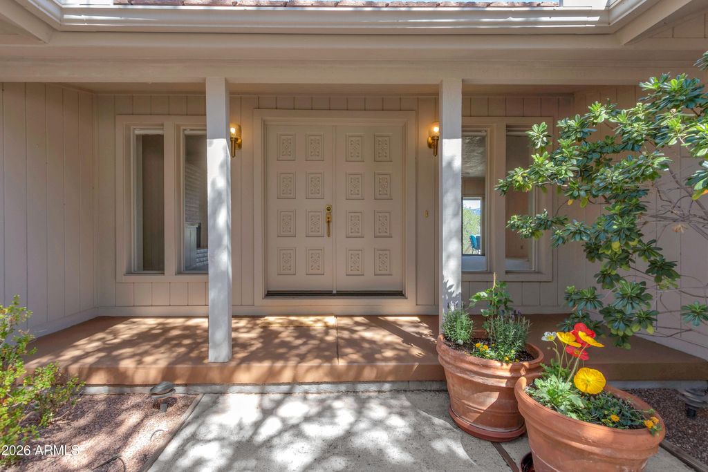 Image 2 of property listing at 70 FOOTHILLS SOUTH Drive, Sedona, AZ 86336