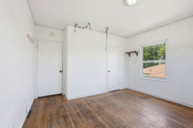 2570 61st Avenue, Oakland, CA 94605