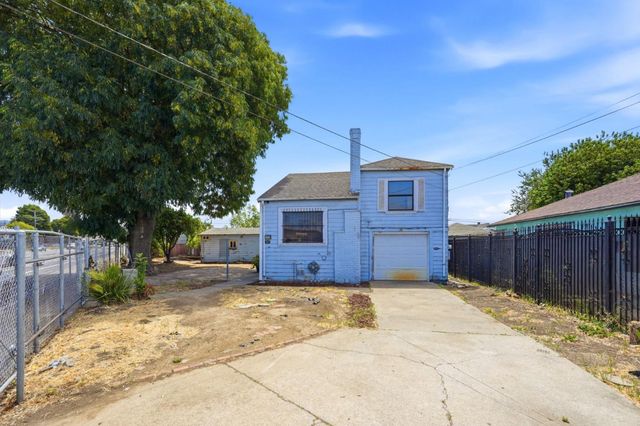2570 61st Avenue, Oakland, CA 94605