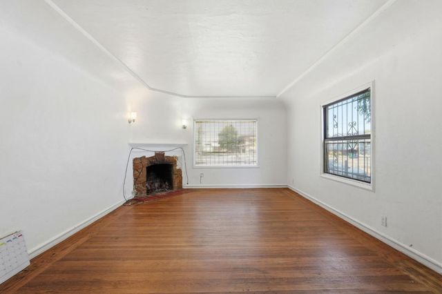 2570 61st Avenue, Oakland, CA 94605