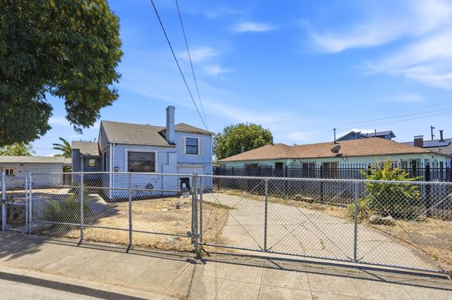 2570 61st Avenue, Oakland, CA 94605