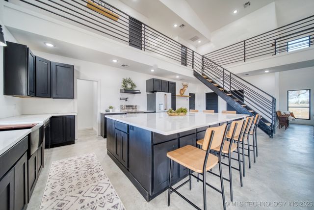 215 E Arpelar Street, Mcalester, OK 74501