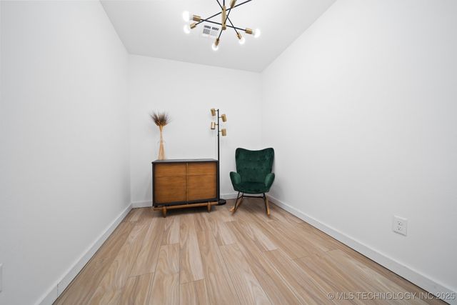 215 E Arpelar Street, Mcalester, OK 74501