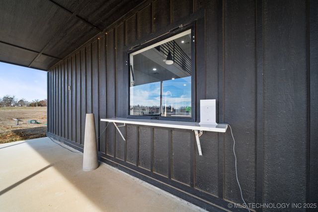 215 E Arpelar Street, Mcalester, OK 74501