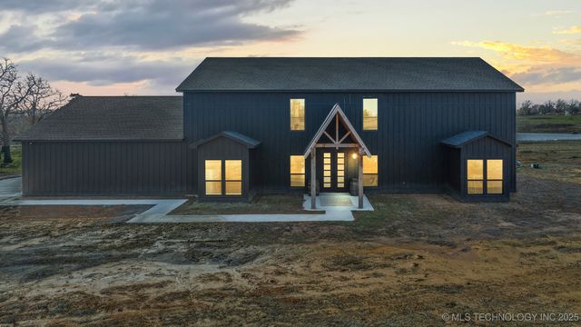 215 E Arpelar Street, Mcalester, OK 74501