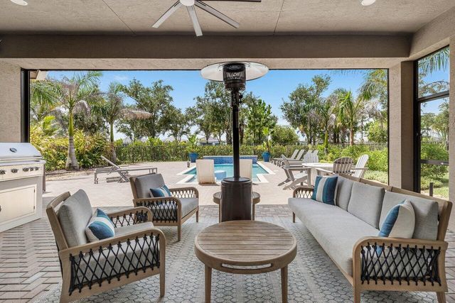 12818 SW Sea Goddess Lane, Port St. Lucie, FL 34987