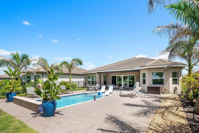 12818 SW Sea Goddess Lane, Port St. Lucie, FL 34987