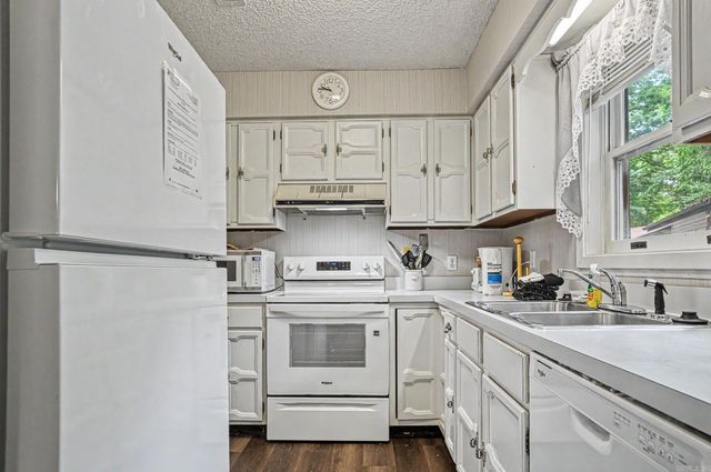 24 Orantes Place, Hot Springs Village, AR 71909