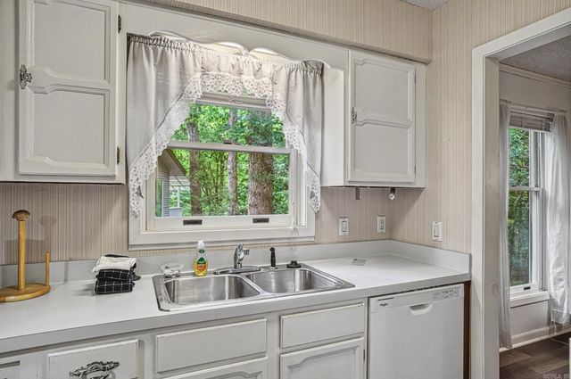 24 Orantes Place, Hot Springs Village, AR 71909