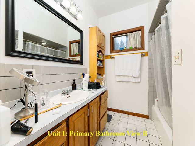 6064 N Paulina Street, Chicago, IL 60660