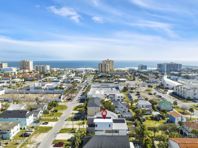 422 9TH Avenue N, Jacksonville Beach, FL 32250