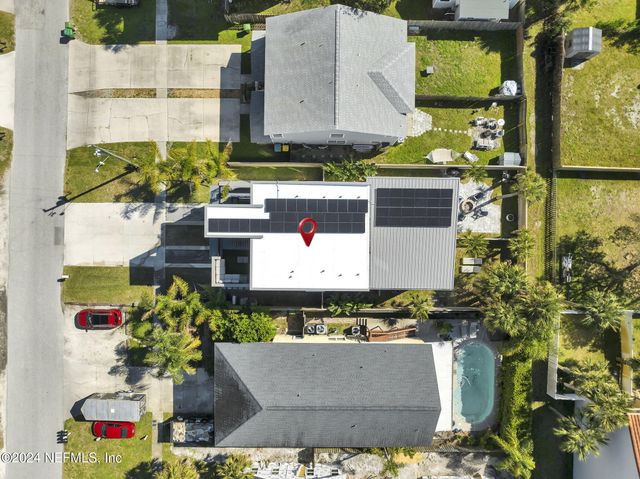 422 9TH Avenue N, Jacksonville Beach, FL 32250