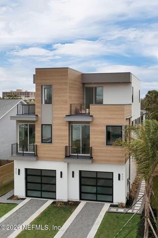 422 9TH Avenue N, Jacksonville Beach, FL 32250