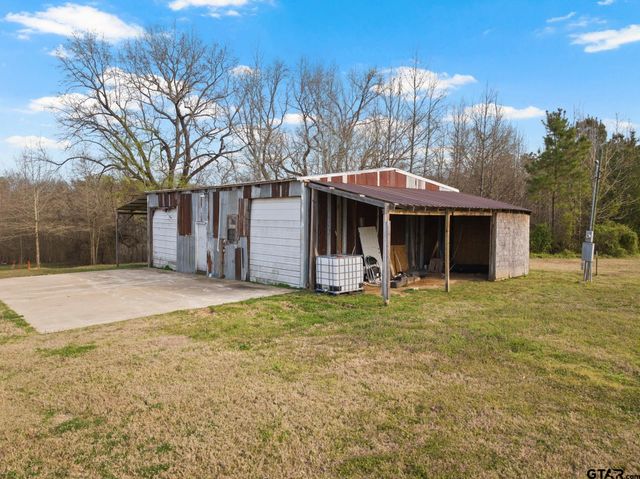 338 County Road 3010, Mt Pleasant, TX 75455