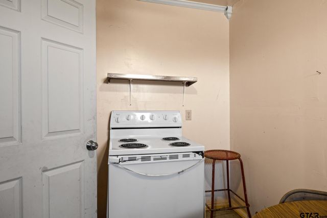 338 County Road 3010, Mt Pleasant, TX 75455