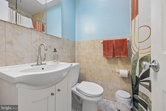 8557 CASTOR AVE, Philadelphia, PA 19152