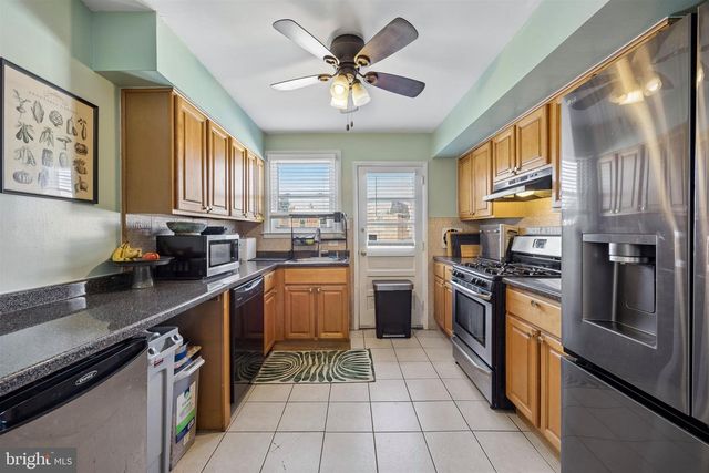 8557 CASTOR AVE, Philadelphia, PA 19152