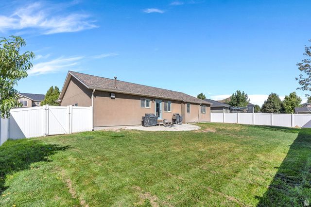 1583 S SPRING CREEK DR, Lehi, UT 84043