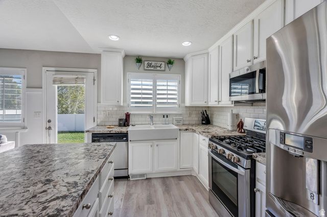 1583 S SPRING CREEK DR, Lehi, UT 84043