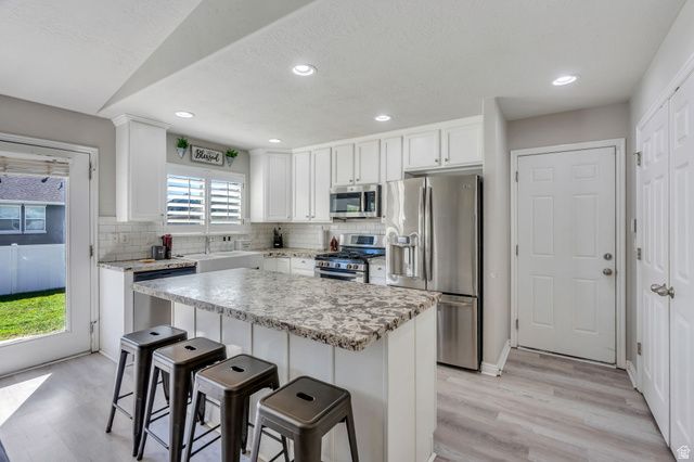 1583 S SPRING CREEK DR, Lehi, UT 84043