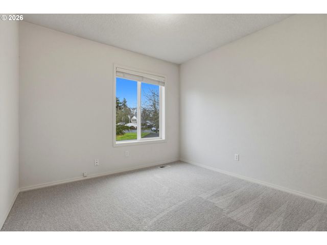 2224 N IRVINE St, Cornelius, OR 97113