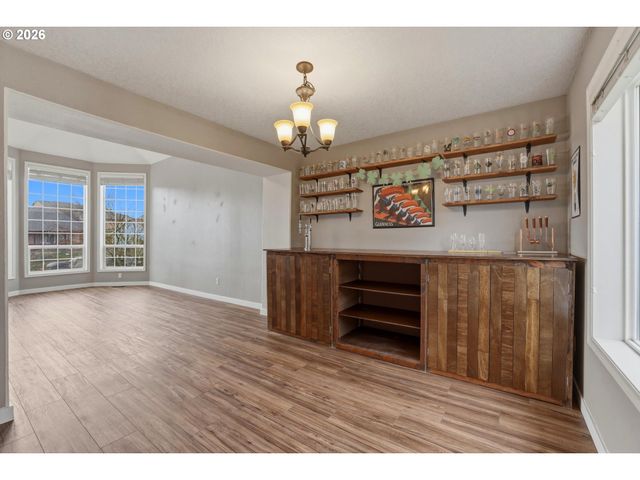 2224 N IRVINE St, Cornelius, OR 97113