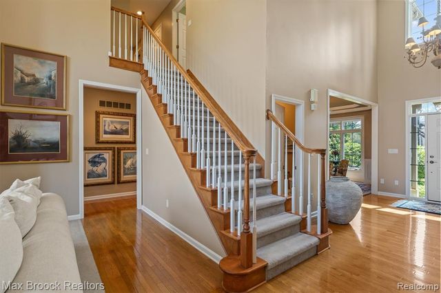 54878 Grenelefe Circle, South Lyon, MI 48178