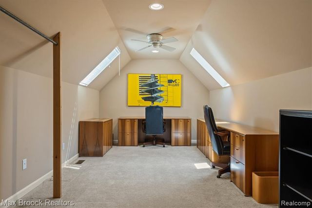 54878 Grenelefe Circle, South Lyon, MI 48178