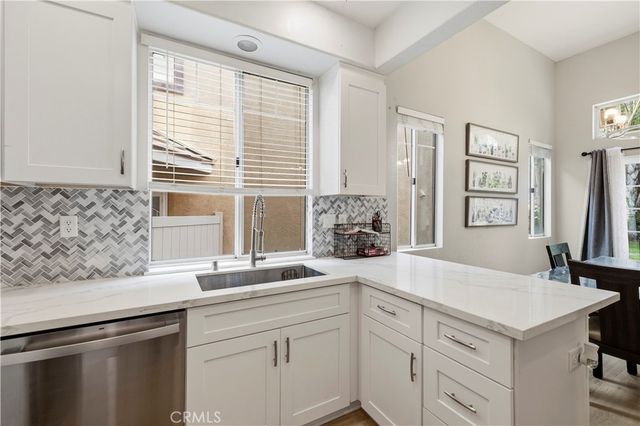 30341 Marigold, Castaic, CA 91384