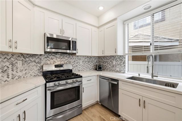 30341 Marigold, Castaic, CA 91384