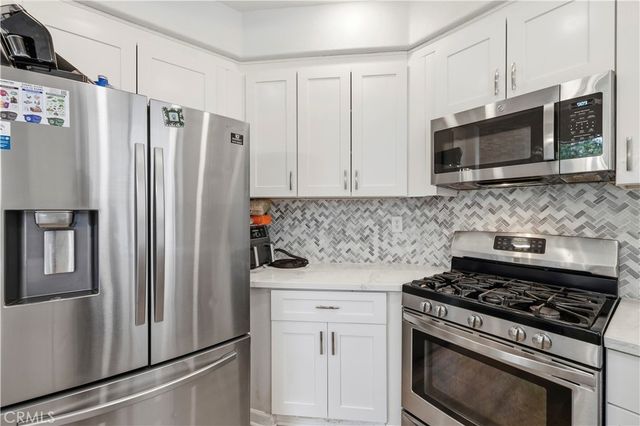 30341 Marigold, Castaic, CA 91384