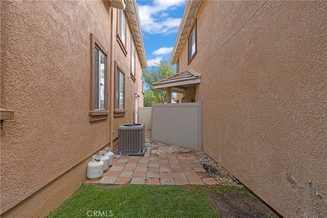 30341 Marigold, Castaic, CA 91384