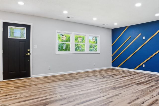904 Trestman AVE, Virginia Beach, VA 23464
