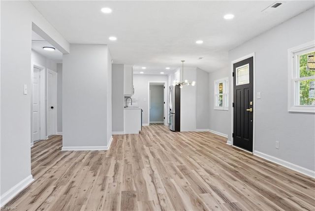 904 Trestman AVE, Virginia Beach, VA 23464