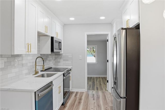 904 Trestman AVE, Virginia Beach, VA 23464