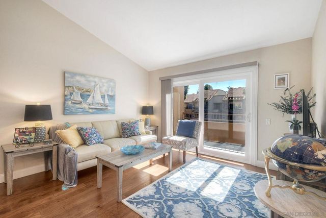 15293 Maturin Dr 91, San Diego, CA 92127