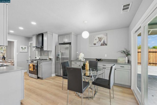 734 Warford Ave, Vallejo, CA 94591