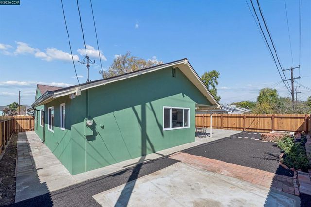 734 Warford Ave, Vallejo, CA 94591