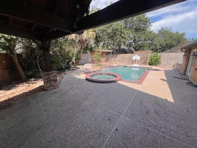 2602 Cloverfield Court, Pearland, TX 77584