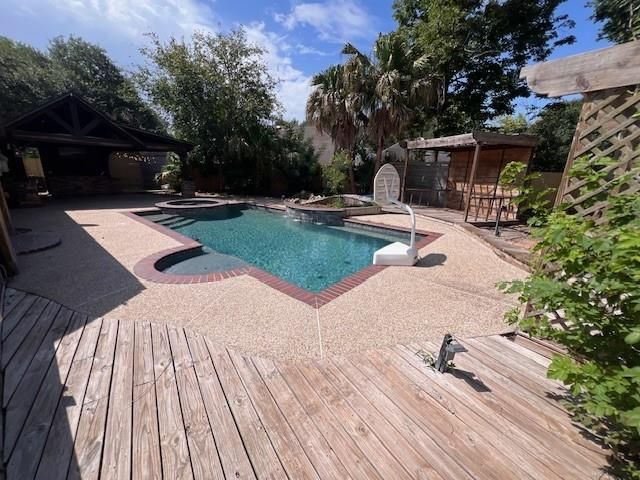 2602 Cloverfield Court, Pearland, TX 77584