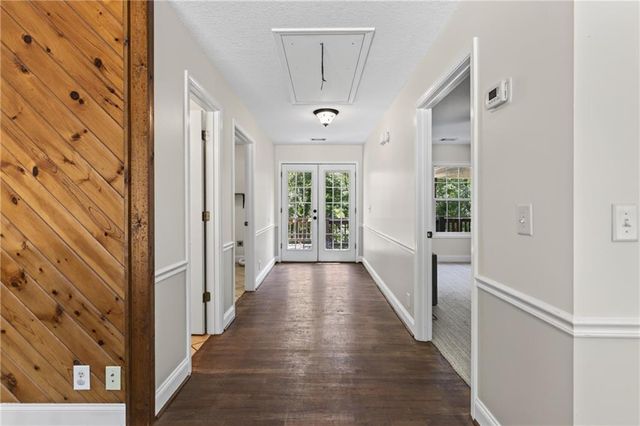 825 Rue Fluer De Lis, Lavonia, GA 30553